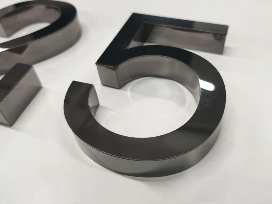 ป้ายบ้านเลขที่ และป้ายเลขที่ห้อง พิมพ์คมชัด ดีไซน์หรูหรา ทนทาน เหมาะสำหรับบ้าน อาคารชุด คอนโด และสำนักงาน