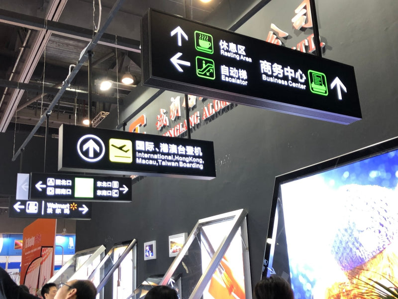 ป้ายเพดาน แขวนจากเพดาน น้ำหนักเบา พิมพ์คมชัด เหมาะสำหรับห้างสรรพสินค้า ร้านค้า และงานอีเวนต์