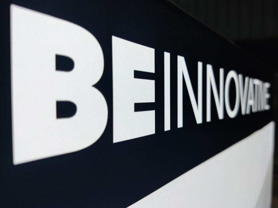 ตู้กล่องไฟ กล่องไฟผ้า fabric กล่องไฟในห้าง บูธแสดงสินค้า ป้ายไฟ ห้างสรรพสินค้า Light box indoor ป้ายไฟผ้า กล้อง Nikon