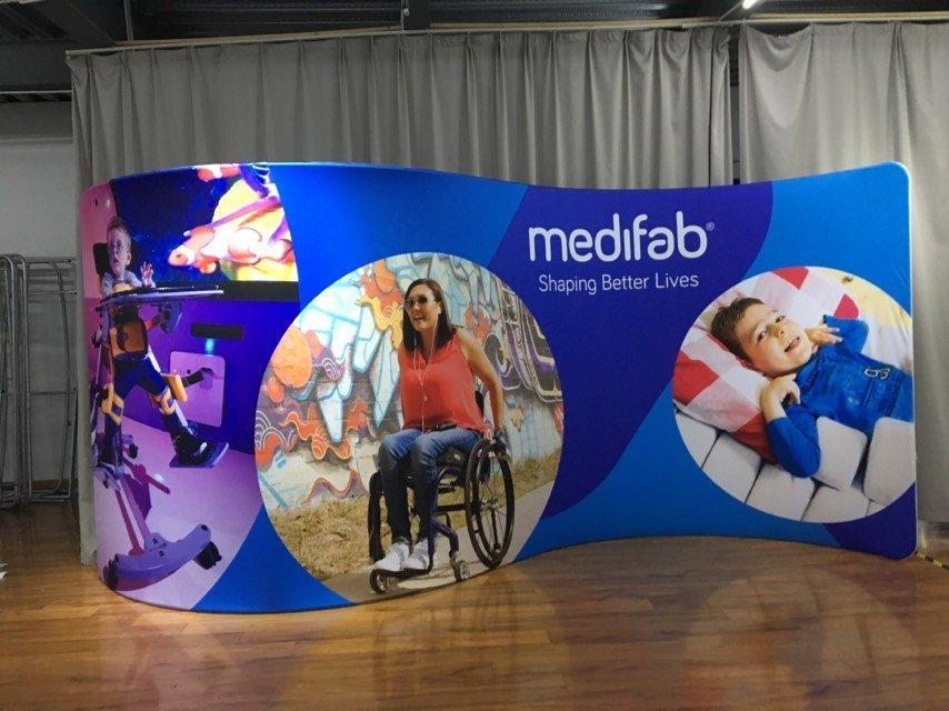 ชุดออกบูธ แบ็คดรอปผ้า สำเร็จรูป Fabric Backdrop Popular Wall Solution  แบคดรอปผ้า โค้ง ซุ้มถ่ายรูป ฉากถ่ายรูป ถ่ายหลังเวที