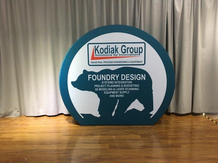 แบคดรอปผ้า ออกบูธ สำเร็จรูป - Octopus Media Solutions