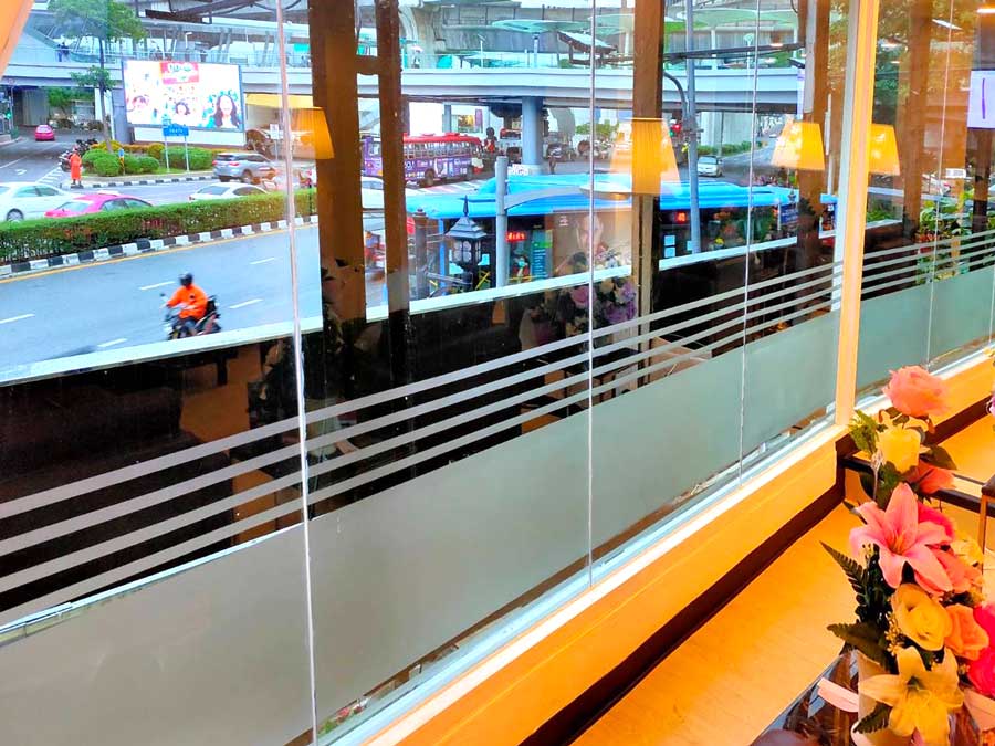 สติกเกอร์ฝ้าขุ่นติดกระจก พิมพ์สี Inkjet สติกเกอร์พิมพ์ลาย