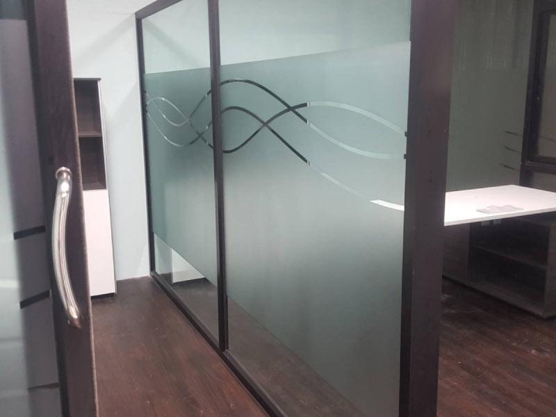 สติ๊กเกอร์ฝ้า ติดกระจก ฟิล์มฝ้าติดกระจก - Octopus Media Solutions