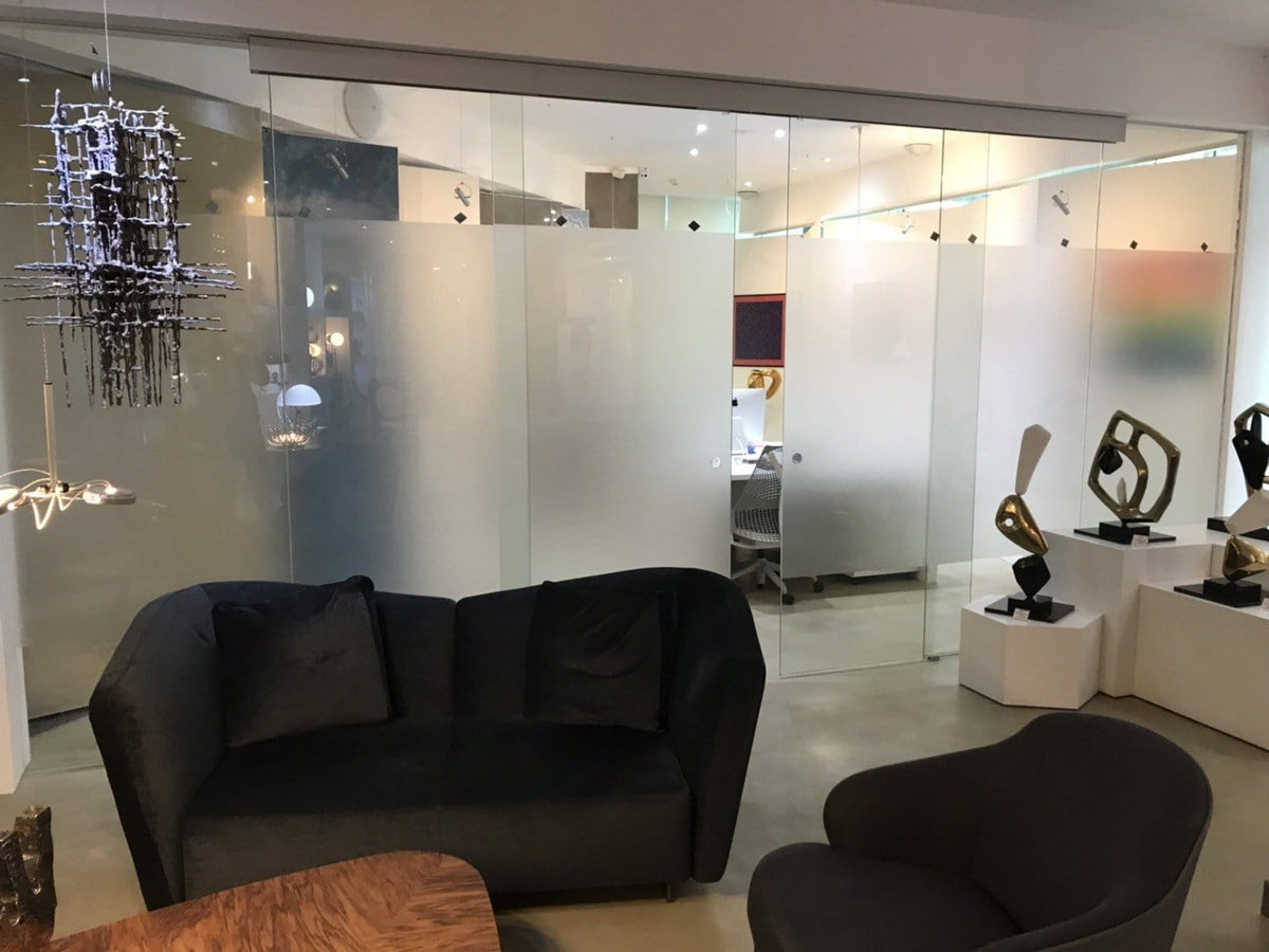 สติ๊กเกอร์ฝ้า ติดกระจก ฟิล์มฝ้าติดกระจก - Octopus Media Solutions