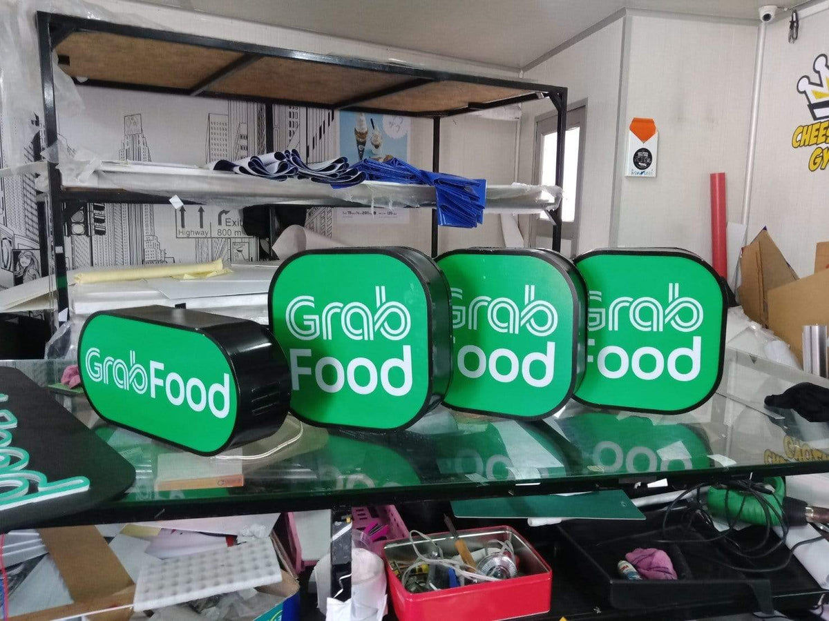 รับทำป้าย อยุธยา ออกแบบและผลิตป้ายโฆษณา ป้ายไฟ ป้ายอักษรโลหะ ป้ายร้านค้า พร้อมติดตั้งครบวงจร โดยทีมงานมืออาชีพ