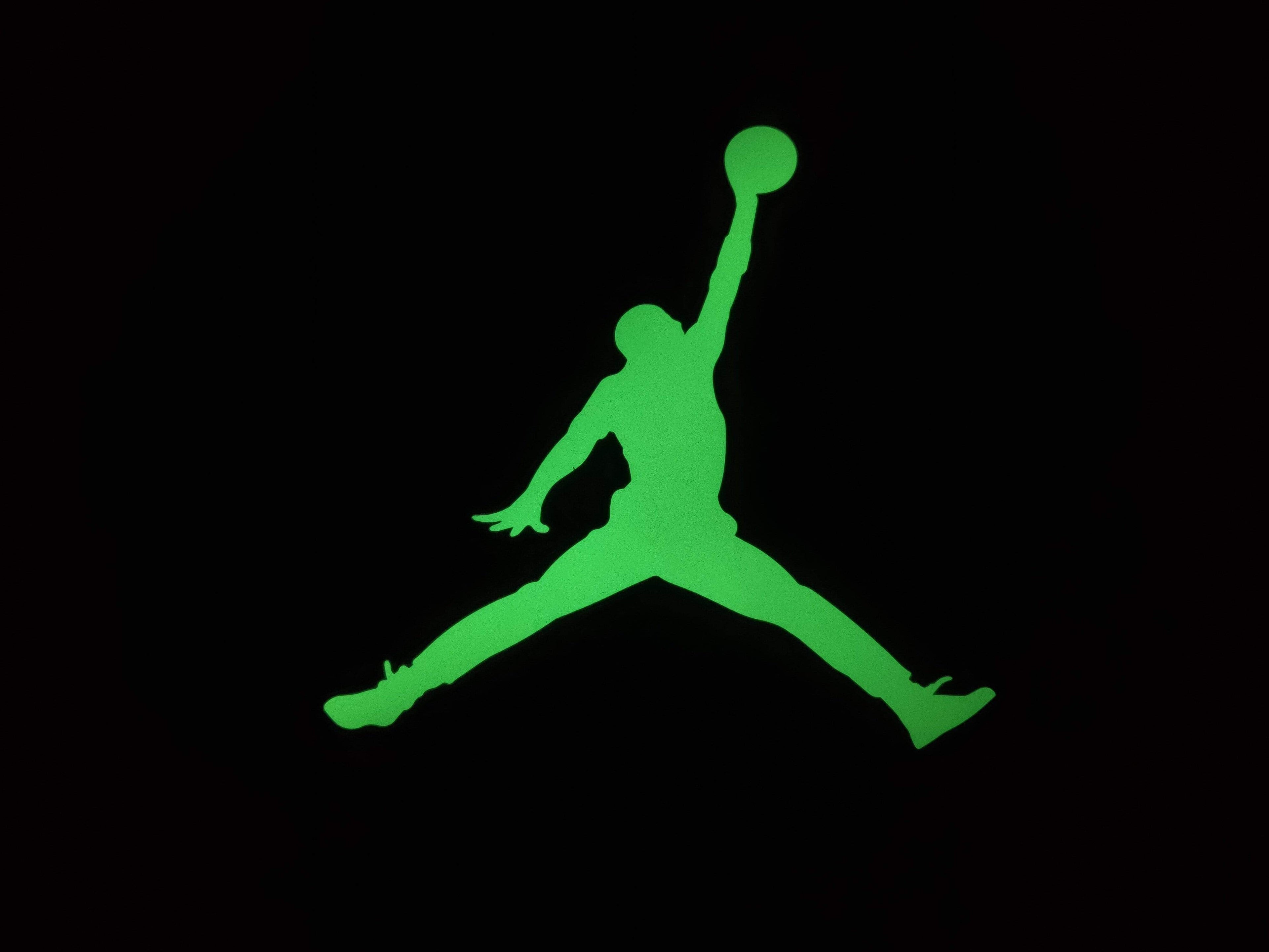 สติ๊กเกอร์เรืองแสง พรายน้ำ Glow in the Dark Sticker มองเห็นชัดในที่มืด เหมาะสำหรับงานตกแต่ง ป้ายความปลอดภัย และงานดีไซน์