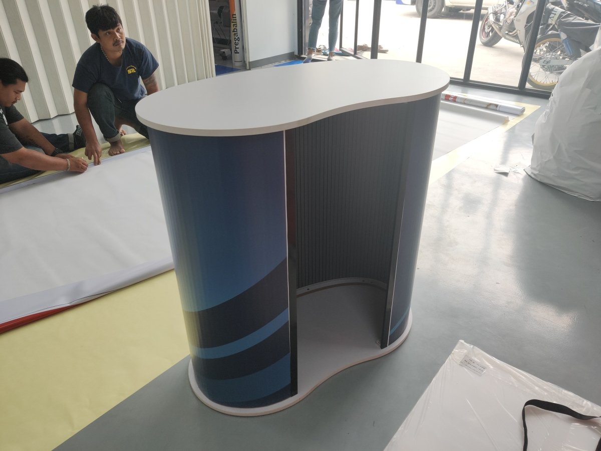 โต๊ะ เคาน์เตอร์ โต๊ะชวนชิม Promotion Counter น้ำหนักเบา ถอดประกอบง่าย เหมาะสำหรับงานอีเวนต์ โปรโมชัน และออกบูธ