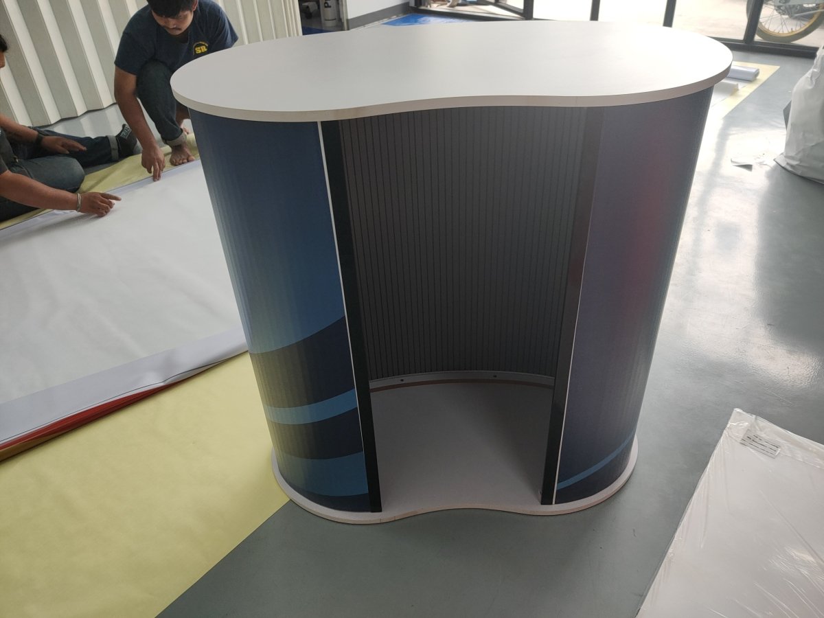 โต๊ะ เคาน์เตอร์ โต๊ะชวนชิม Promotion Counter น้ำหนักเบา ถอดประกอบง่าย เหมาะสำหรับงานอีเวนต์ โปรโมชัน และออกบูธ