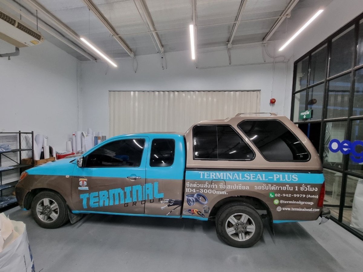 Car wrap commercial vehicle สำหรับรถตู้ รถกระบะ และรถฟลีทขององค์กร