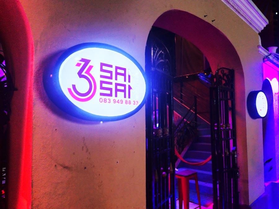 ป้ายไฟสำเร็จรูป Light Box ดีไซน์กะทัดรัด ติดตั้งง่าย สว่างคมชัด เหมาะสำหรับป้ายโฆษณา หน้าร้าน และงานโปรโมชัน