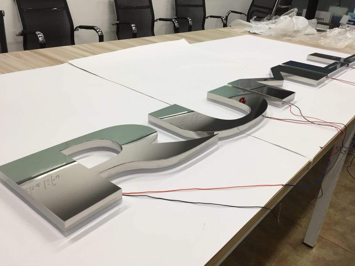 ป้ายโลโก้ ป้ายบริษัท ไฟรองหลัง ป้ายไฟตัวอักษร ป้ายชื่อบริษัทไดคัทตัวอักษร