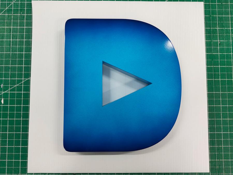 ป้ายโลโก้ ป้ายโลหะพ่นไล่เฉดสี - Octopus Media Solutions