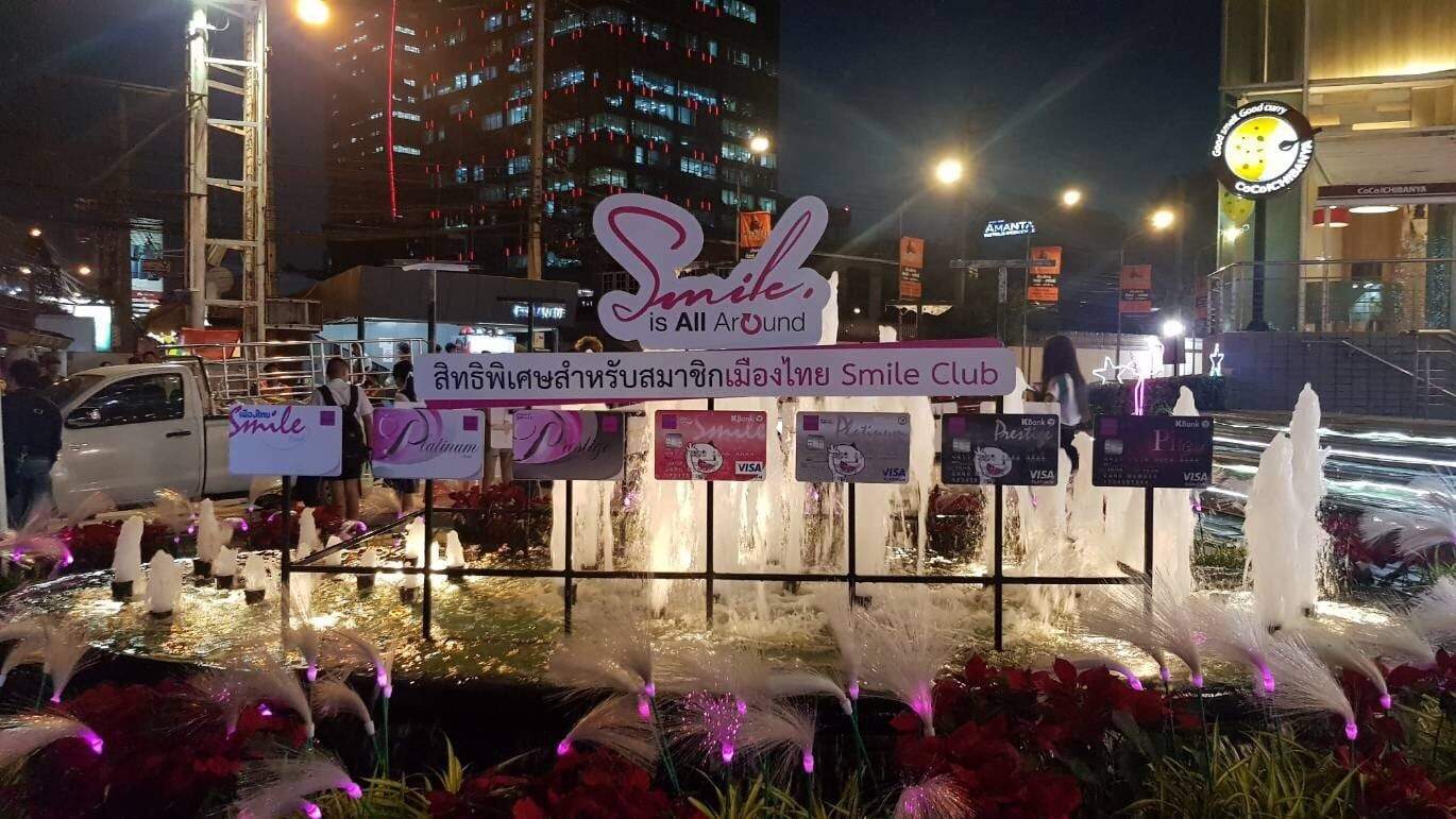 Making signs in Ayutthaya