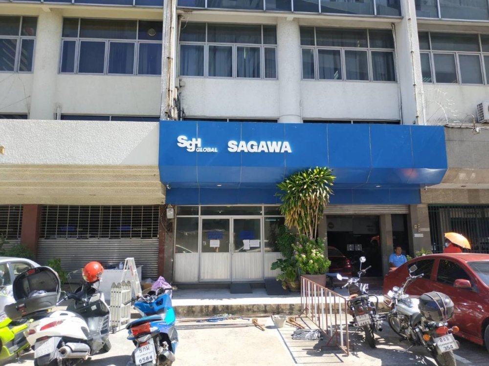 ป้ายคอมโพสิต Composite Signage แข็งแรง ทนทาน พิมพ์คมชัด เหมาะสำหรับป้ายบริษัท อาคาร โครงการ และงานโฆษณากลางแจ้ง