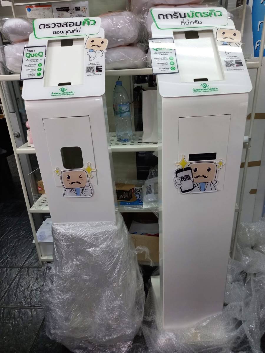 สติ๊กเกอร์ติดเฟอร์นิเจอร์ Sticker Wrap ตู้อุปกรณ์ - Octopus Media Solutions