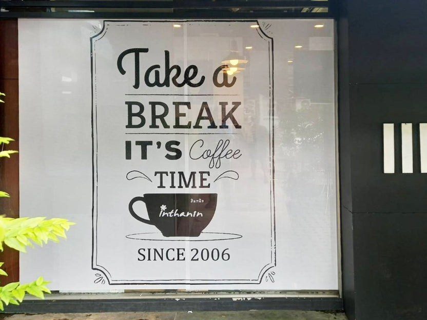 สติ๊กเกอร์ซีทรู See-through One Way Vision มองทะลุจากด้านในได้ พิมพ์คมชัด เหมาะสำหรับติดกระจกอาคารและรถยนต์