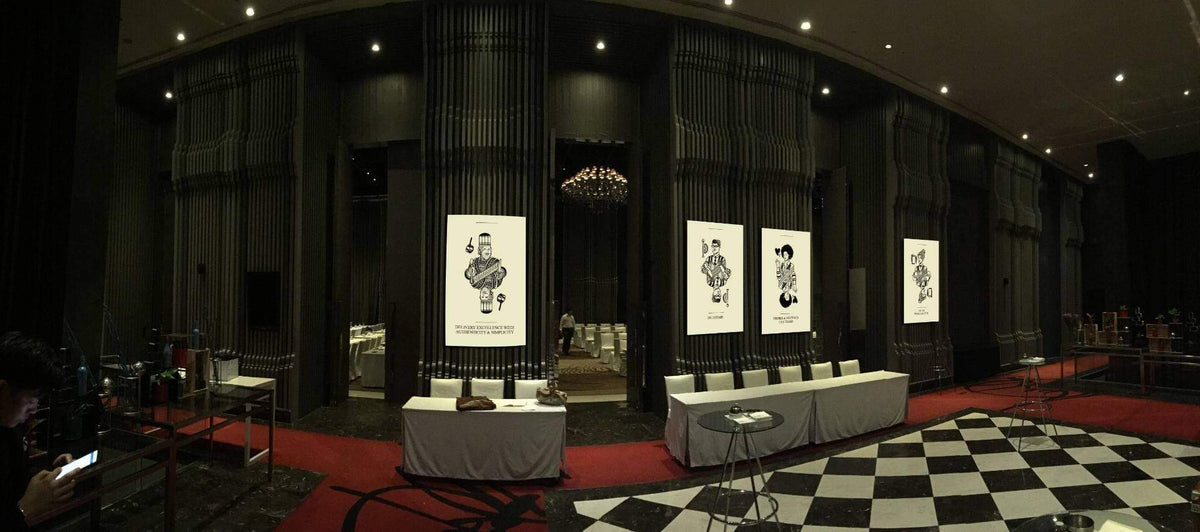 สติ๊กเกอร์ติดตกแต่งกระจก งานตกแต่งร้าน ปรับปรุงร้าน ดีไซน์ลวดลายตามใจ มีบริการติดตั้งถึงที่