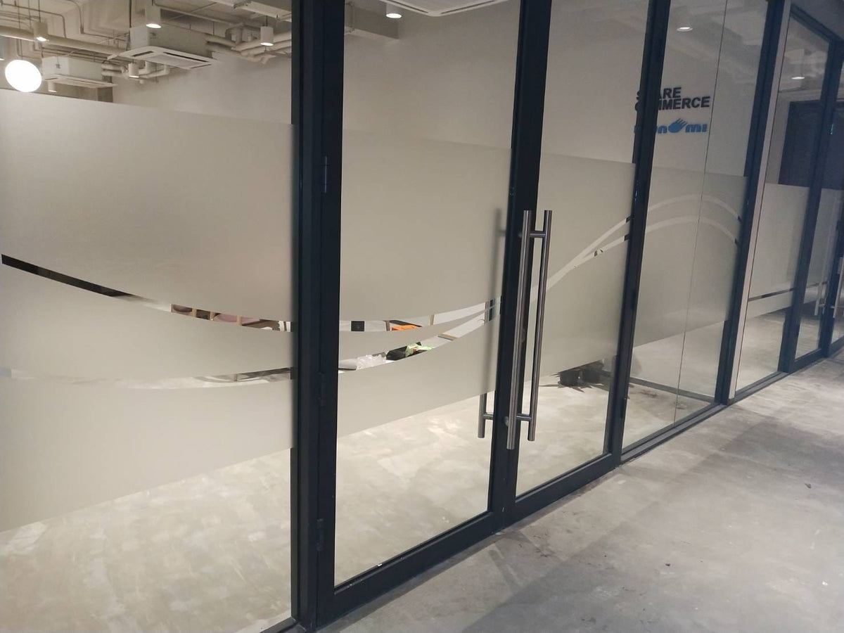 สติ๊กเกอร์ฝ้า ติดกระจก ฟิล์มฝ้าติดกระจก - Octopus Media Solutions