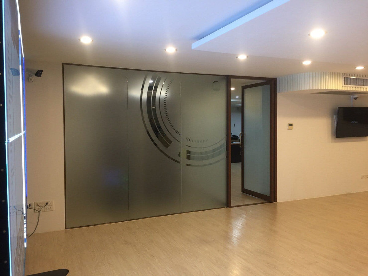 สติ๊กเกอร์ฝ้า ติดกระจก ฟิล์มฝ้าติดกระจก - Octopus Media Solutions