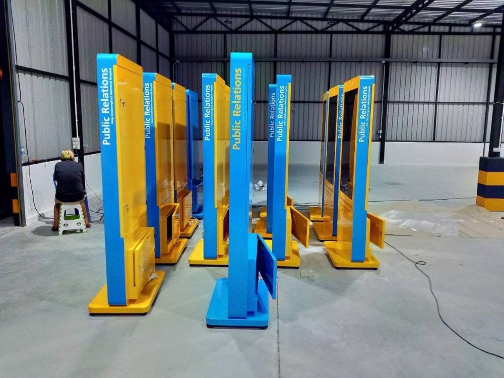 สติ๊กเกอร์ติดเฟอร์นิเจอร์ Sticker Wrap ตู้อุปกรณ์ - Octopus Media Solutions