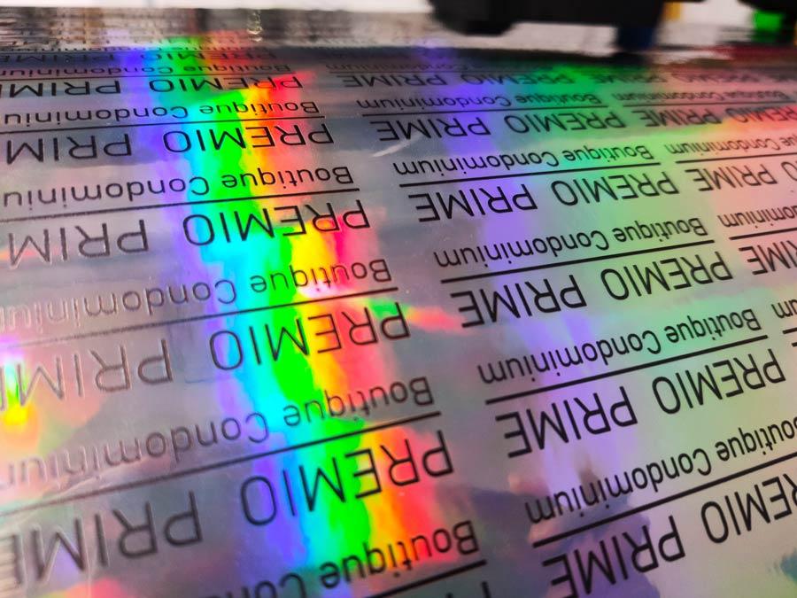 พิมพ์สกรีนยูวี รับสรีนโลโก้ Print UV Inkjet - Octopus Media Solutions