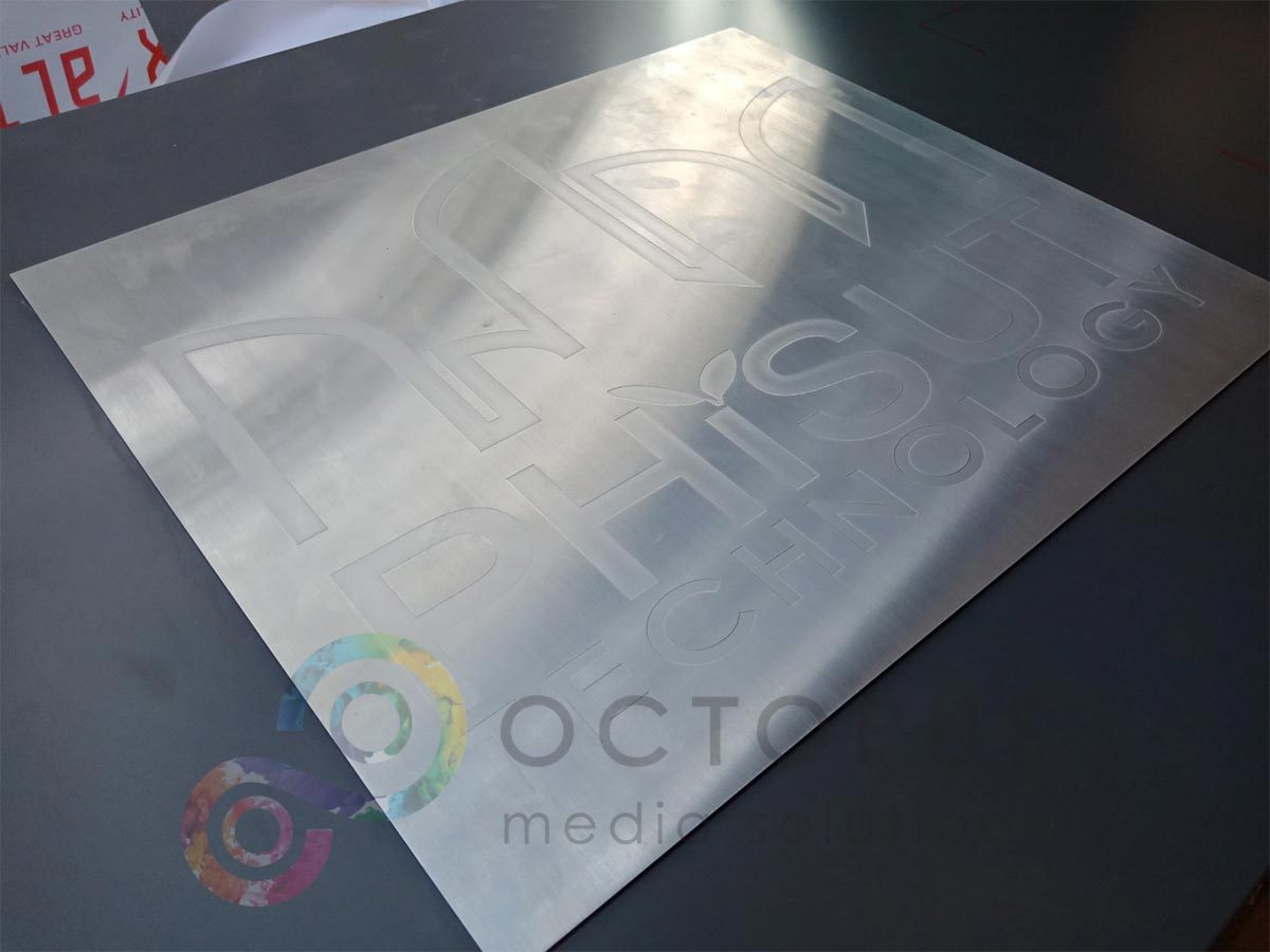 รับทำป้ายกัดกรด ป้ายแผนก ป้ายหน่วยงาน ป้ายกรม ป้ายกองงาน ป้ายบริษัท ป้ายสแตนเลสกัดกรด ลงสี