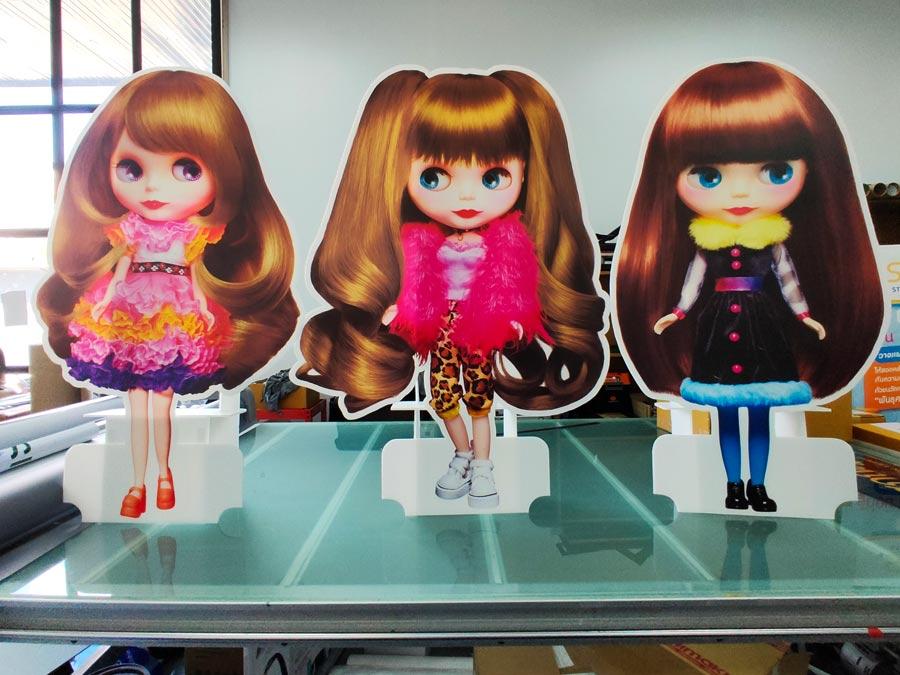 สแตนดี้ไดคัท Standee Die-Cut พิมพ์คมชัด น้ำหนักเบา ไดคัทตามแบบ เหมาะสำหรับงานอีเวนต์ โปรโมชัน และป้ายโฆษณา