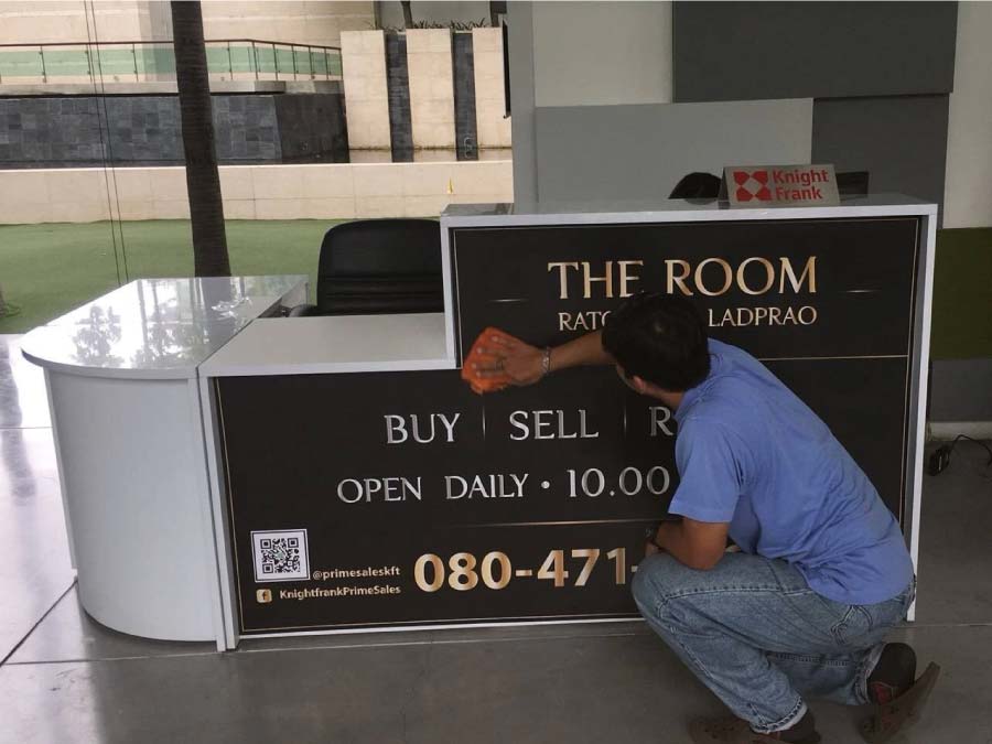 สติ๊กเกอร์ติดผนังห้อง และผนังปูน Wall Sticker พิมพ์ลายคมชัด ติดตั้งง่าย เหมาะสำหรับตกแต่งบ้าน ร้านค้า และออฟฟิศ