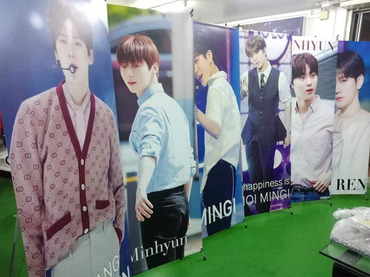 X Stand เอ็กซ์สแตน POSM ป้ายขาตั้ง  อุปกรณ์ออกบูธ ป้ายประชาสัมพันธ์ งานวิชาการ ป้ายงานสัมมนา