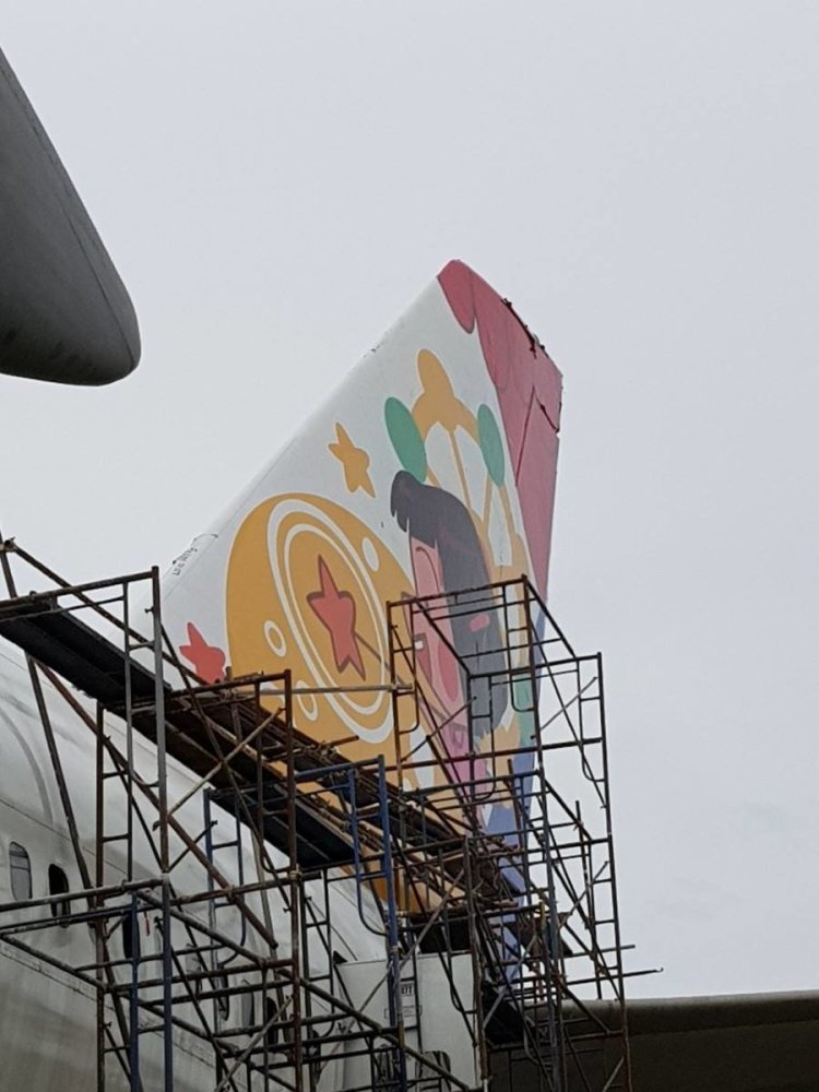 สติ๊กเกอร์ติดเฟอร์นิเจอร์ Sticker Wrap ตู้อุปกรณ์ - Octopus Media Solutions