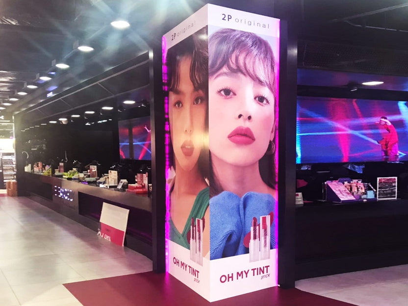 ตกแต่งผนัง เสา สติกเกอร์ติดป้ายไฟร้านเครื่องสำอาง eveandboy ร้านคอสเมติก sephora
