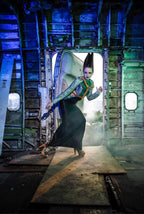 ถ่ายภาพแฟชั่น (Fashion) รับถ่ายภาพแฟชั่น อวกาศ ลำยุค โพสท่าประหลาด สีน้ำเงิน เขียว ฉากเก๋ๆ งานประกวด