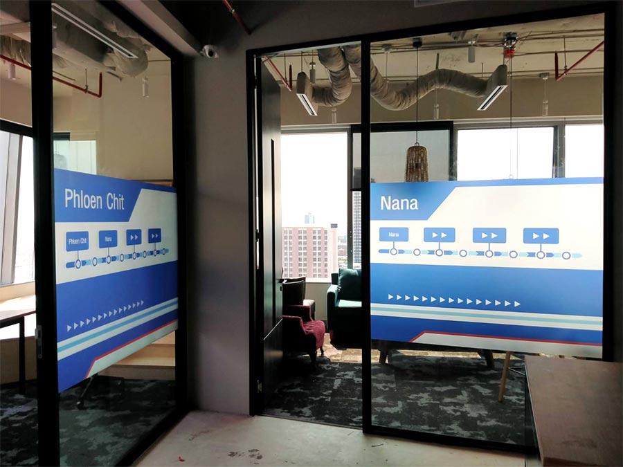 รับเหมางานติดตั้ง สติกเกอร์ฝ้าติดกระจก เขตกรุงเทพและปริมณฑล สติ๊กเกอร์ฝ้าราคาถูก