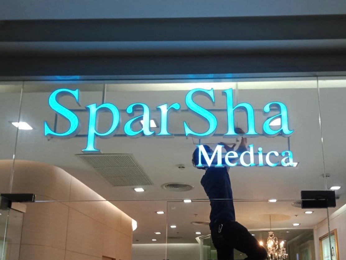 อักษรไฟออกหน้า สว่างชัดเจน ดีไซน์โดดเด่น เหมาะสำหรับป้ายร้านค้า บริษัท และอาคารพาณิชย์