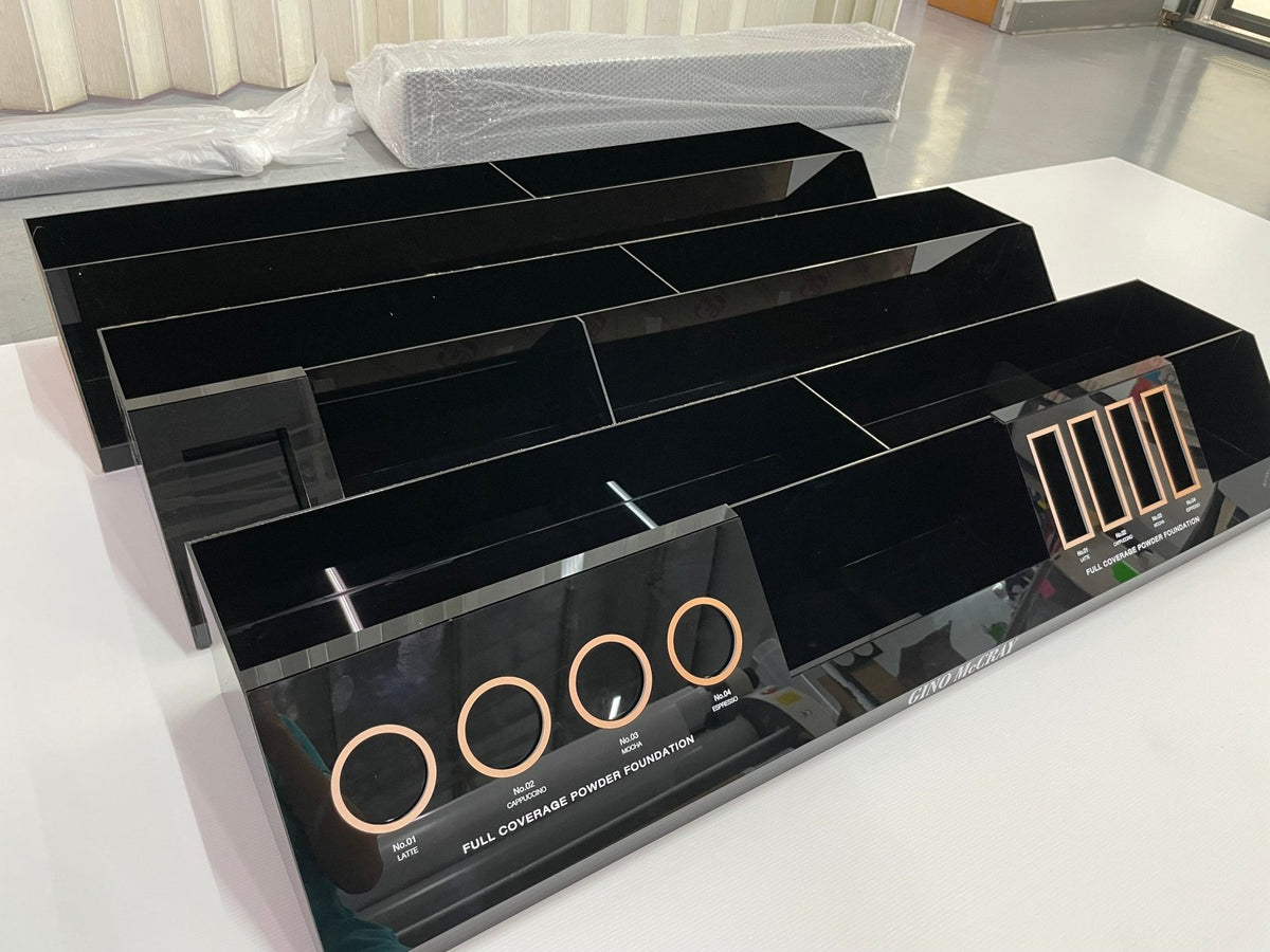 ดิสเพลย์ชั้นวางสินค้าอะคริลิค โปร่งใส ดีไซน์หรูหรา เหมาะสำหรับโชว์สินค้าและงานแสดงสินค้า