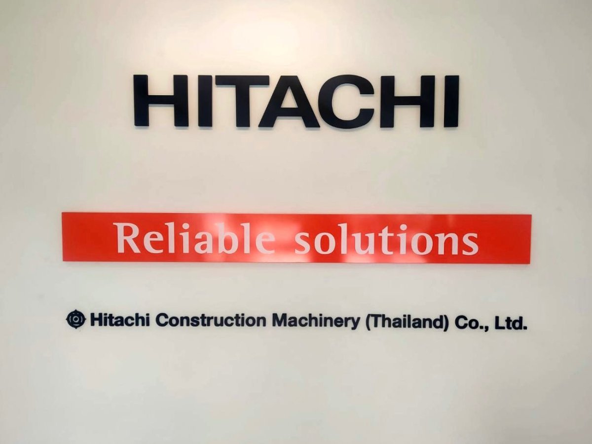 ป้ายพลาสวูดตัวนูน ตัวอักษร พิมพ์คมชัด ตัด CNC เรียบเนียน เหมาะสำหรับป้ายร้าน ป้ายบริษัท และงานตกแต่งที่โดดเด่น