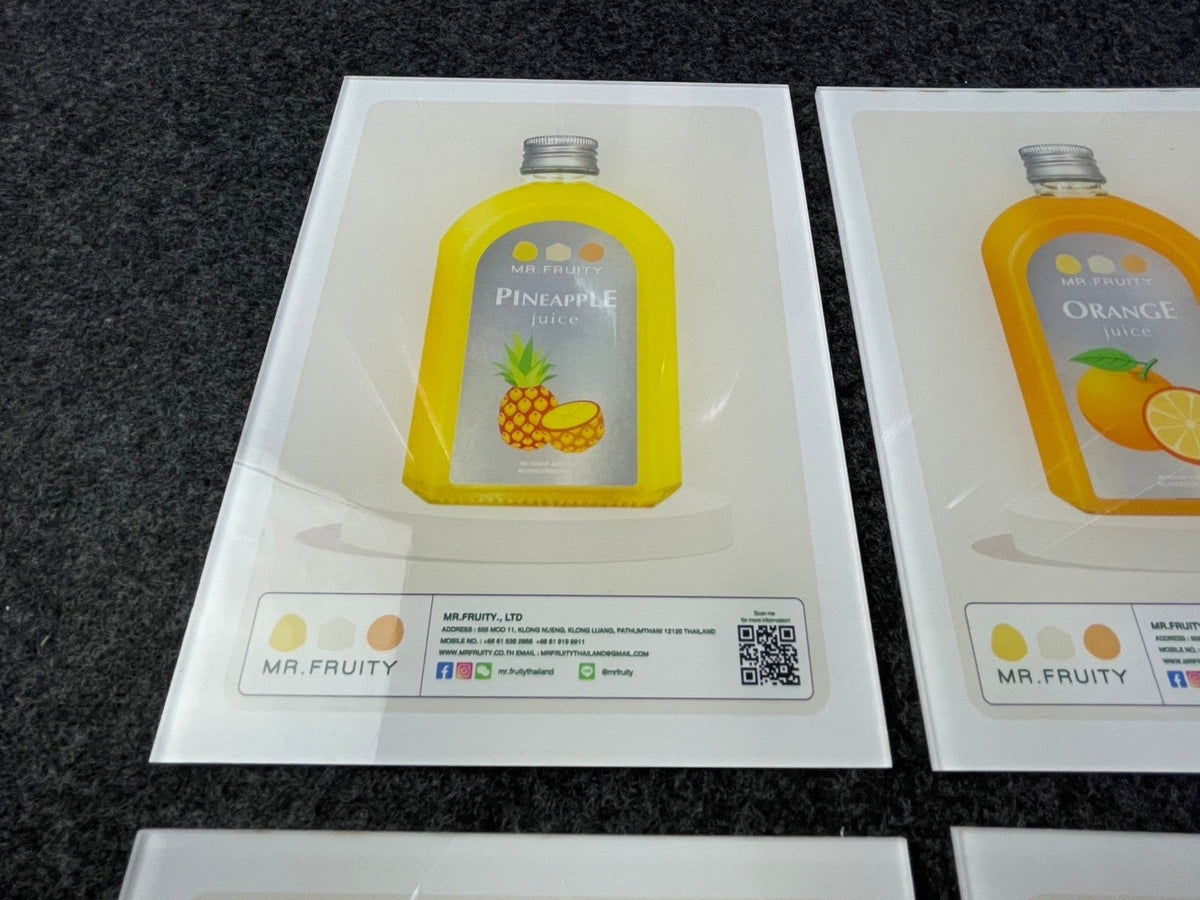 อะคริลิคใสพิมพ์กลับด้าน และพิมพ์พลาสติก พิมพ์คมชัด สีสดใส เหมาะสำหรับป้ายบริษัท ป้ายร้านค้า งานตกแต่ง และงานโฆษณา