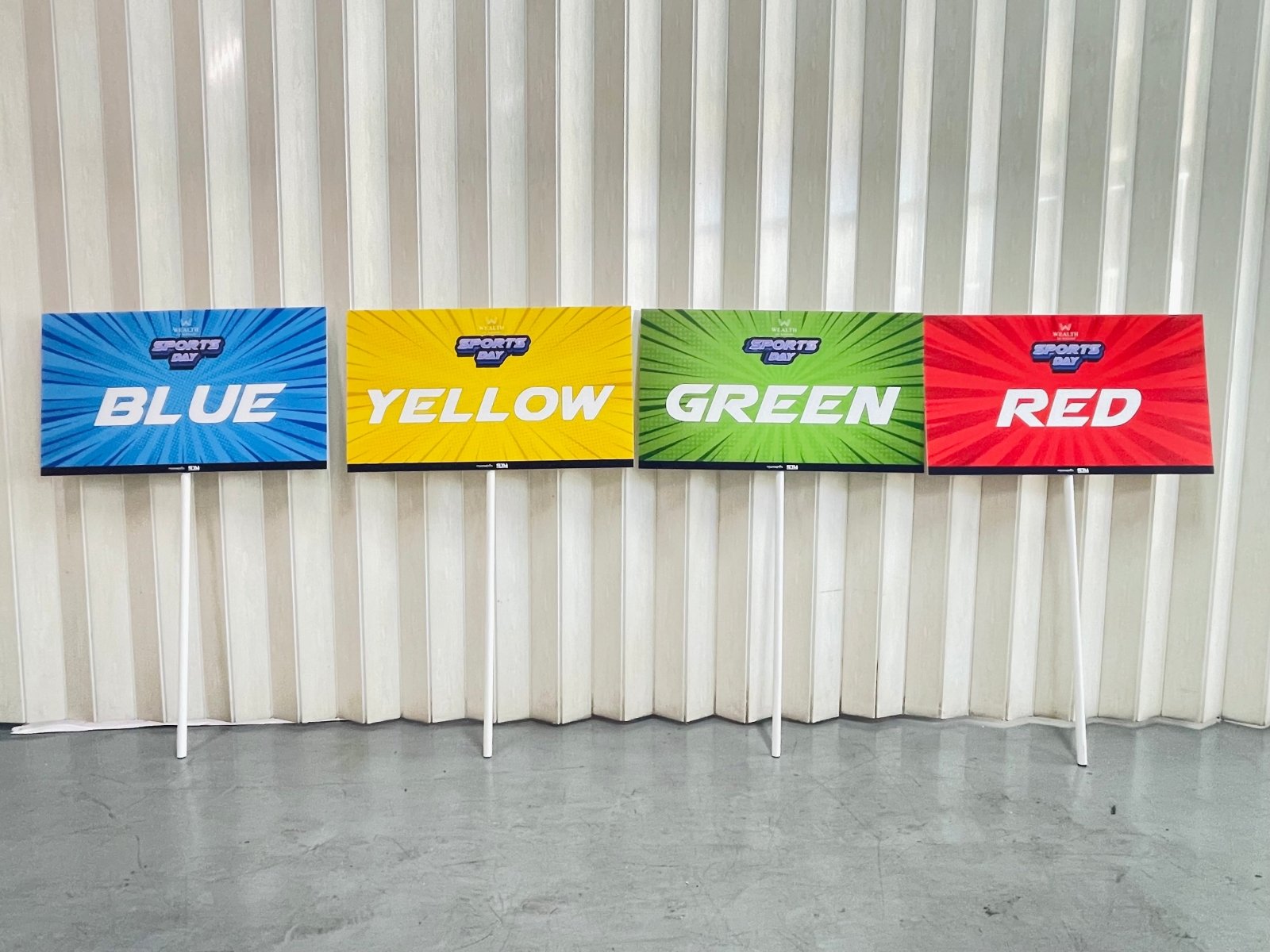 ป้ายถือถ่ายรูป ป้ายพร็อพ สำหรับงานแต่ง งานอีเวนต์ และปาร์ตี้ ดีไซน์น่ารัก พิมพ์คมชัด เพิ่มความสนุกในการถ่ายภาพ