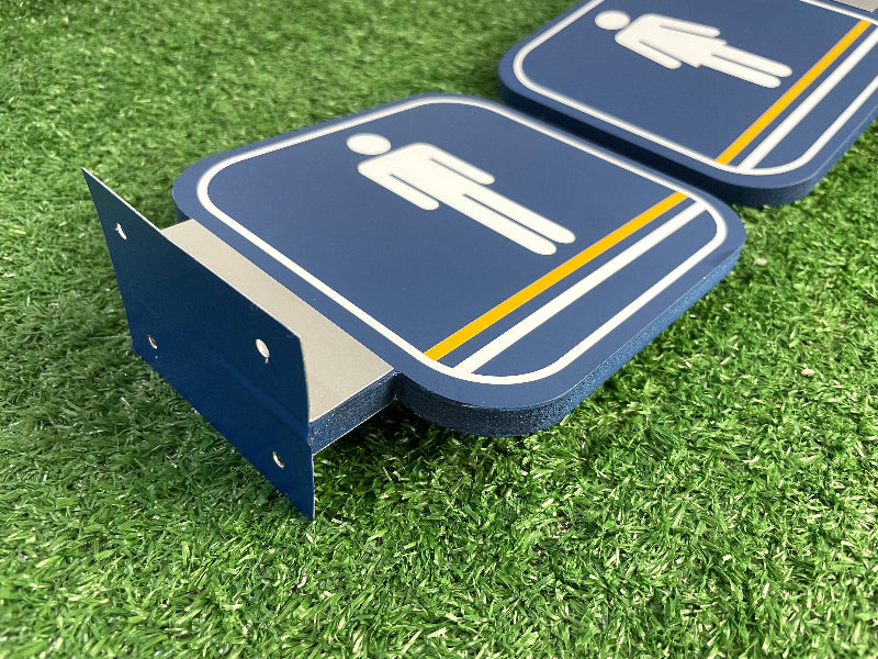 ป้ายพลาสวูด สติ๊กเกอร์ป้าย พิมพ์ยูวี ป้ายโฆษณา ออกแบบป้าย รับทำป้าย ตกแต่งร้าน สื่อโฆษณา ป้ายธุรกิจ