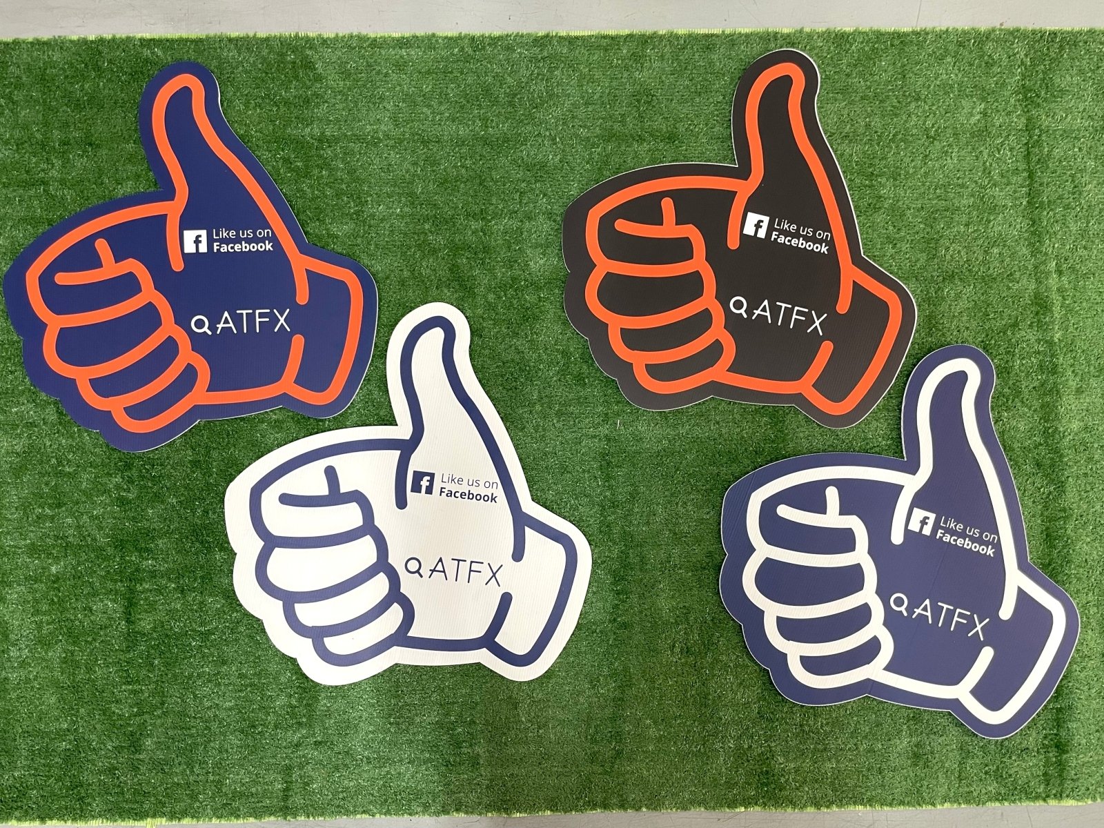 ป้ายถือถ่ายรูป ป้ายพร็อพ สำหรับงานแต่ง งานอีเวนต์ และปาร์ตี้ ดีไซน์น่ารัก พิมพ์คมชัด เพิ่มความสนุกในการถ่ายภาพ