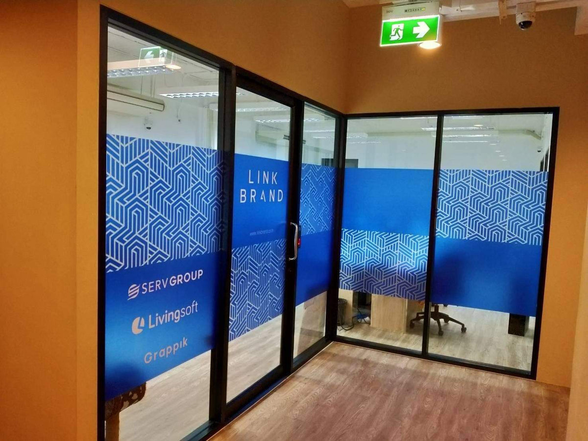 ฟิล์มฝ้า ติดกระจก สติ๊กเกอร์ฝ้า ติดกระจก พิมพ์สติ๊กเกอร์ฝ้า ปริ้นลายสติ๊กเกอร์ขุ่น สติ๊กเกอร์ติดกระจก