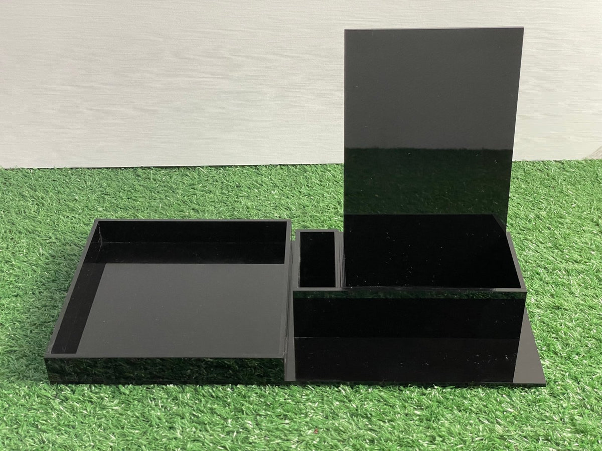 Shelf Display แท่นวางสินค้า แท่นวางเครื่องสำอาง ดีไซน์สวย เหมาะสำหรับโชว์สินค้าในร้านและงานโปรโมชัน