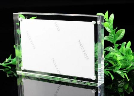 ป้ายอะคริลิคตั้งโต๊ะ และกรอบรูปอะคริลิคใส พิมพ์คมชัด ดีไซน์หรูหรา เหมาะสำหรับป้ายราคา เมนูร้านอาหาร และงานตกแต่ง