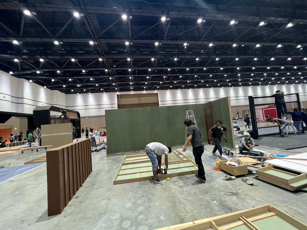 รับทำบูธแสดงสินค้า บูธออกงานอีเวนต์ และบูธ Expo ดีไซน์สวย พิมพ์คมชัด โครงสร้างแข็งแรง เหมาะสำหรับงานโปรโมชันและนิทรรศการ