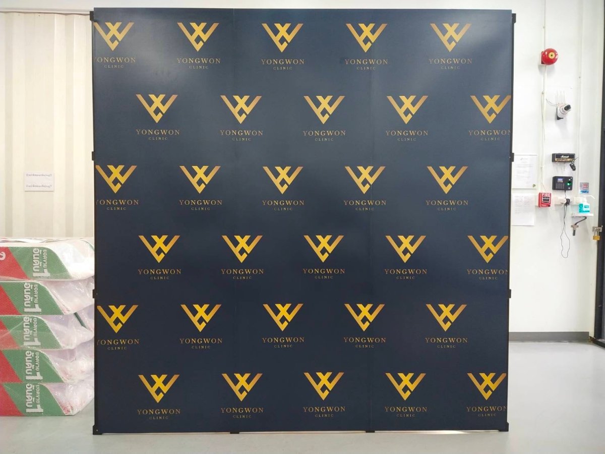 Backdrop แบคดรอปสำเร็จรูป พิมพ์คมชัด ติดตั้งง่าย เหมาะสำหรับงานอีเวนต์ นิทรรศการ และงานโปรโมชัน
