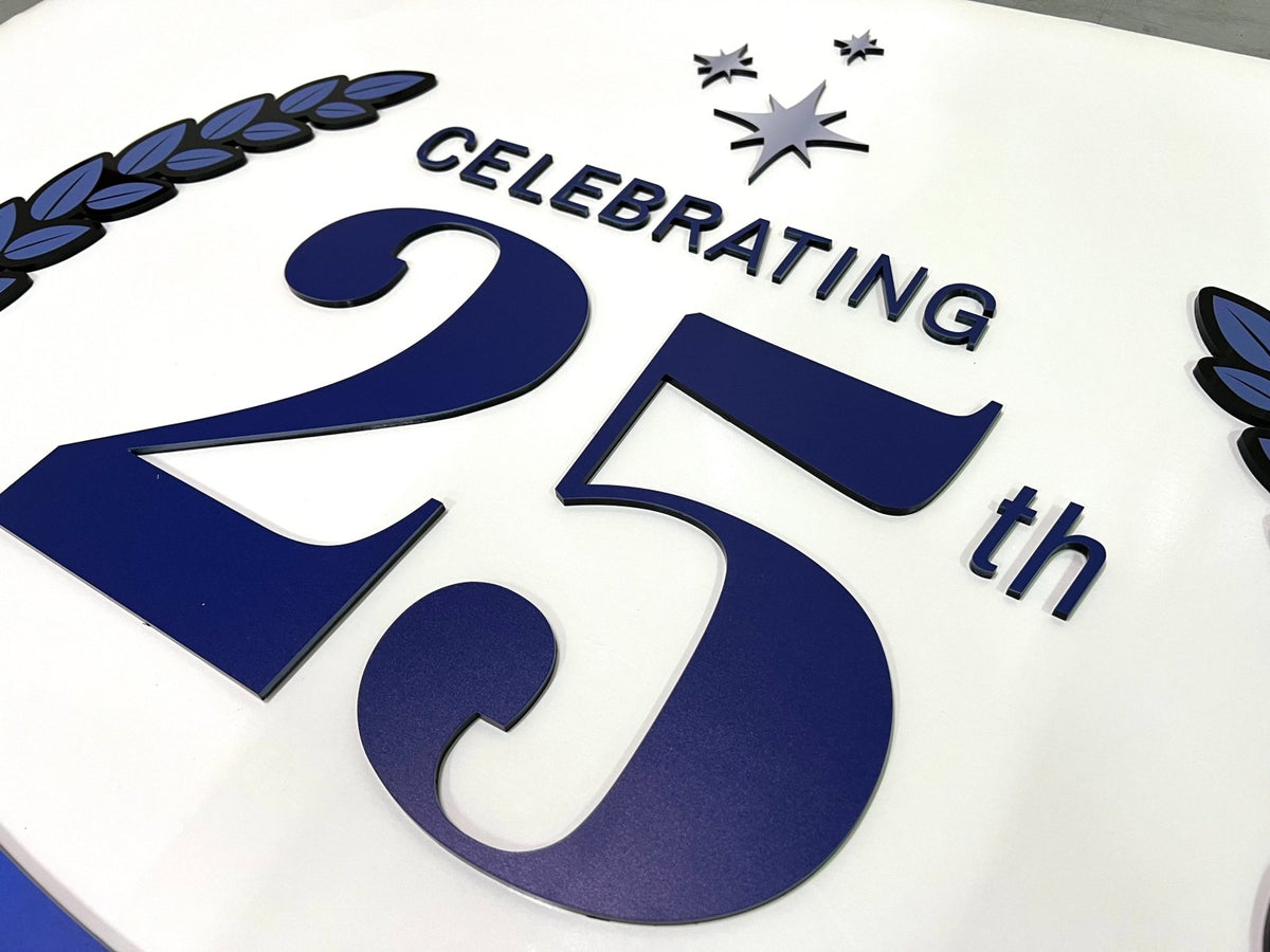 ป้ายไดคัทอะคริลิค ตัวนูน พิมพ์คมชัด ดีไซน์สวยหรู แข็งแรงทนทาน เหมาะสำหรับป้ายบริษัท ป้ายร้านค้า และงานตกแต่งอาคาร