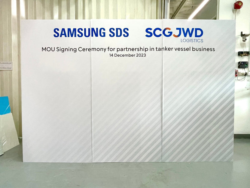 แบคดรอปฟิวเจอร์บอร์ด ฉากถ่ายรูปราคาถูก พิมพ์คมชัด น้ำหนักเบา ติดตั้งง่าย เหมาะสำหรับงานแต่ง งานอีเวนต์ และงานถ่ายภาพ