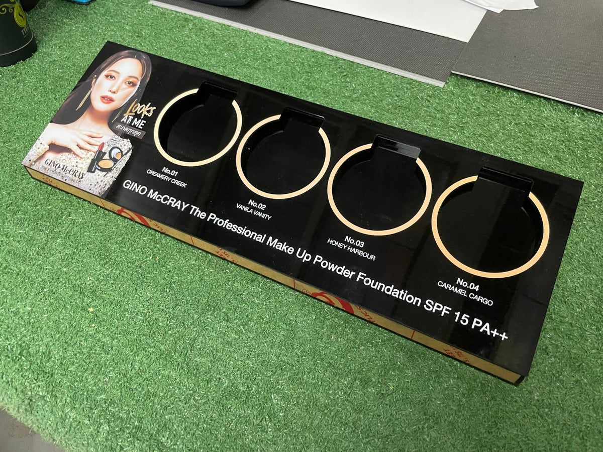 Shelf Display แท่นวางสินค้า แท่นวางเครื่องสำอาง ดีไซน์สวย เหมาะสำหรับโชว์สินค้าในร้านและงานโปรโมชัน