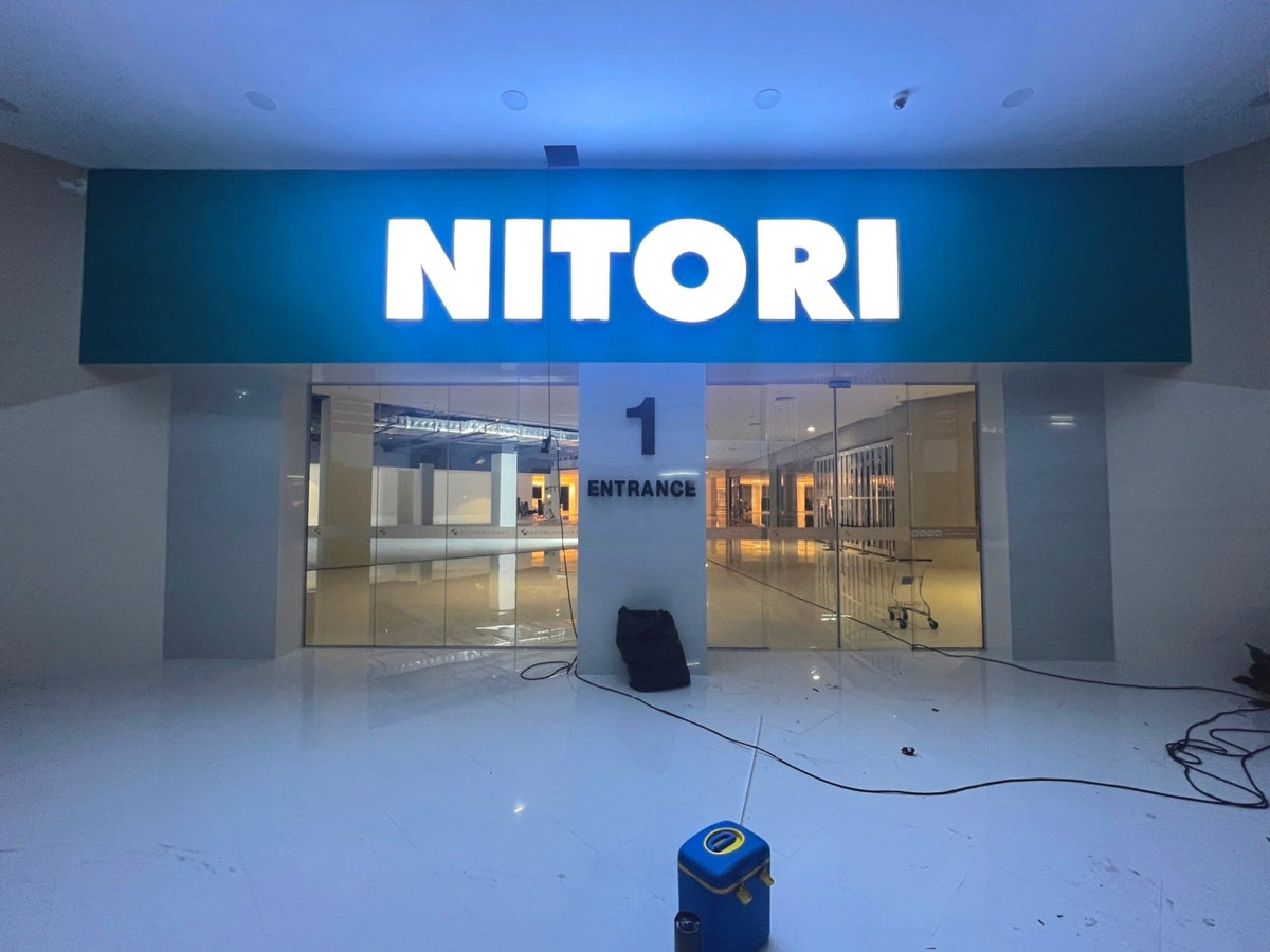 ป้ายอักษรไฟออกหน้า สว่างชัดเจน ดีไซน์โดดเด่น เหมาะสำหรับร้านค้า บริษัท และงานโฆษณา