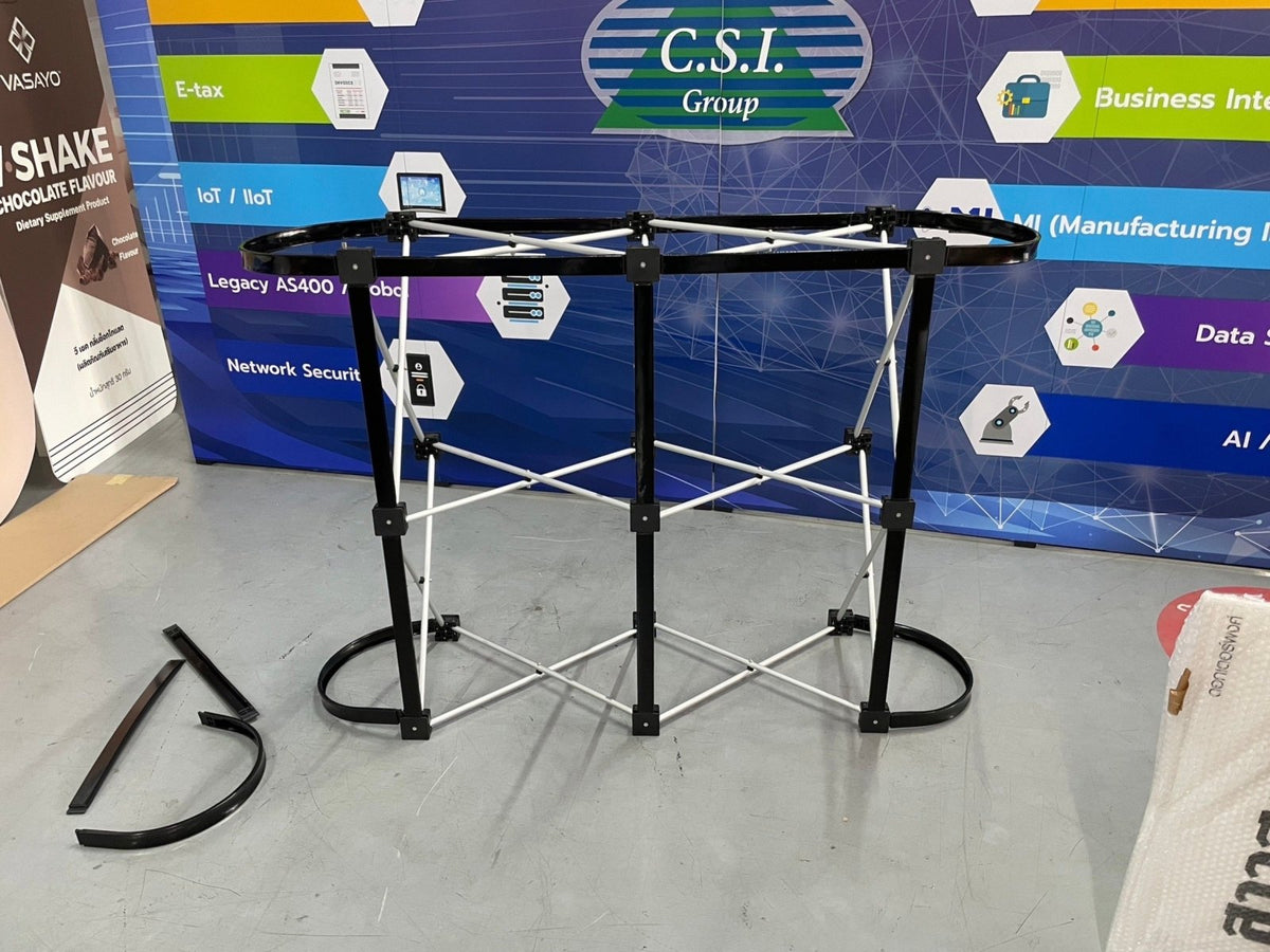 โครง เคาน์เตอร์ pop up แบบแผ่น PVC โครงเหล็กยืดหดได้ สะดวกขนย้ายจัดบูธ จัดอีเว้นท์ สัมมนานอกสถานที่